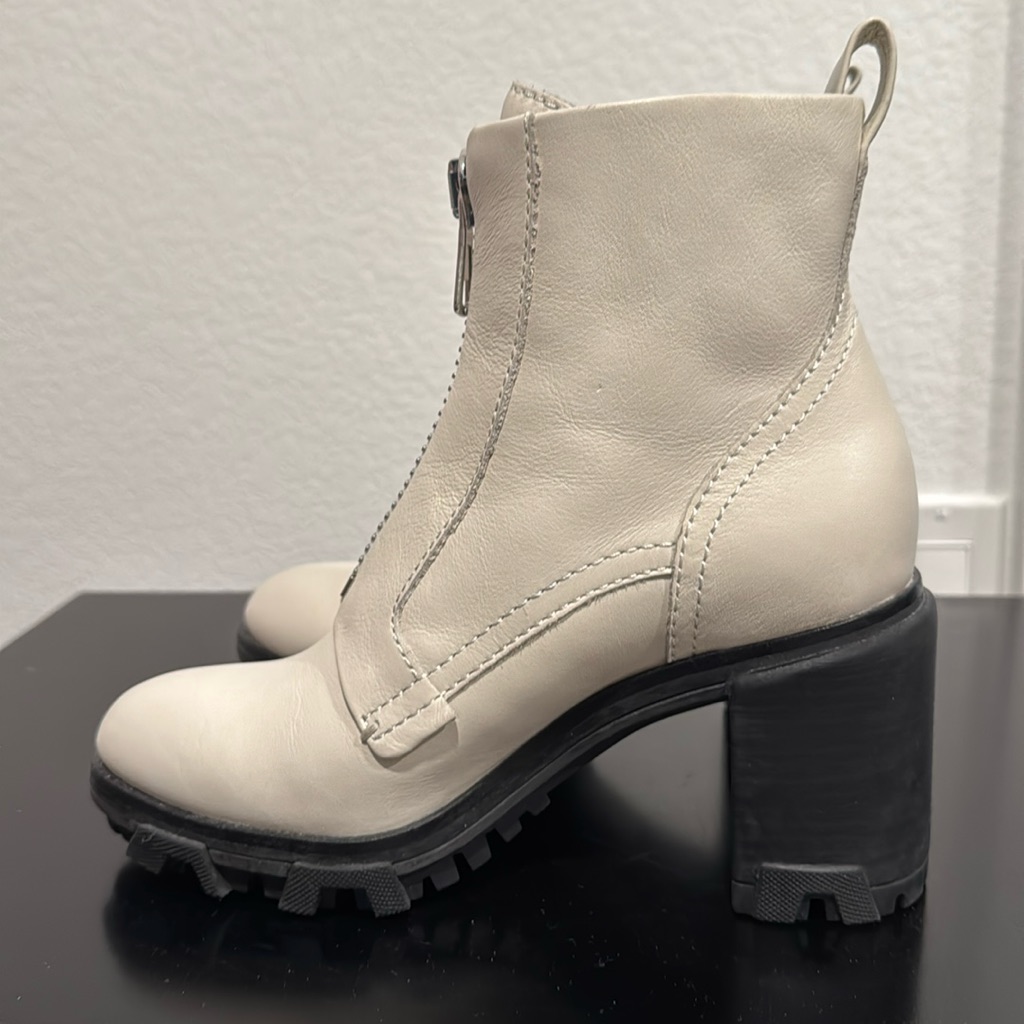 Rag & Bone White Leather Lug Sole Boots, Size 6